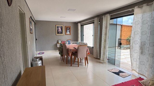 Excelente Casa na Quadra 1 conjunto F do Arapoanga