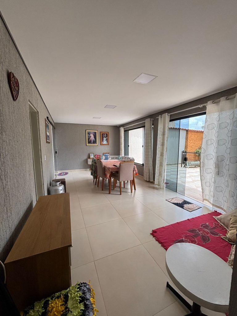 Excelente Casa na Quadra 1 conjunto F do Arapoanga (15)