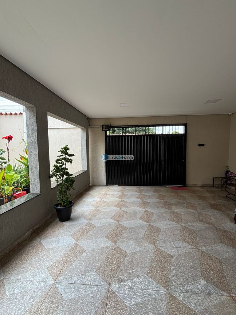 Excelente Casa na Quadra 1 conjunto F do Arapoanga (2)