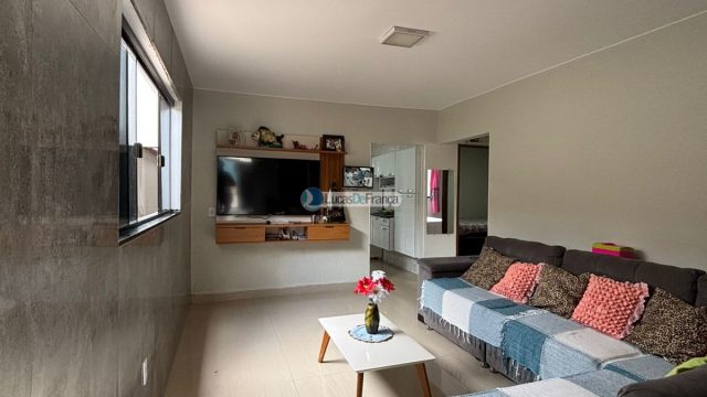 Excelente Casa na Quadra 1 conjunto F do Arapoanga