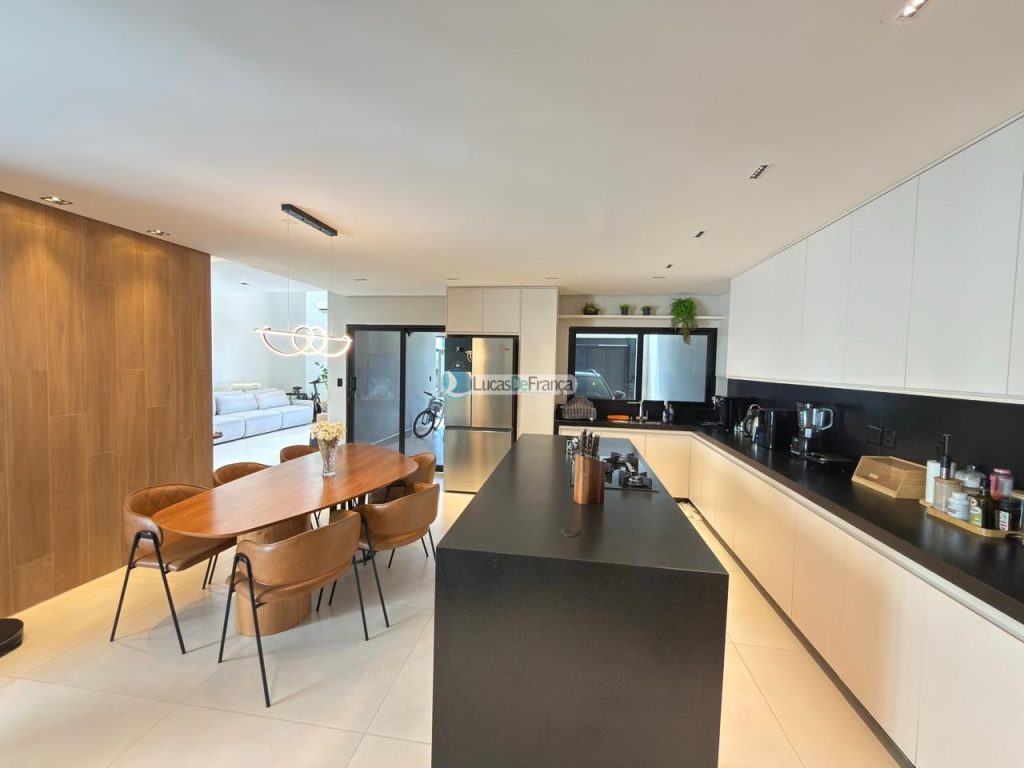 Linda casa de alto padrão (11)