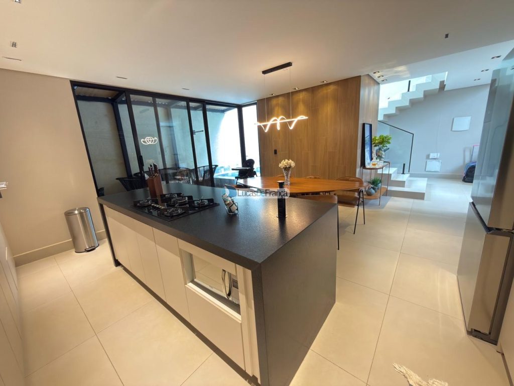 Linda casa de alto padrão (19)