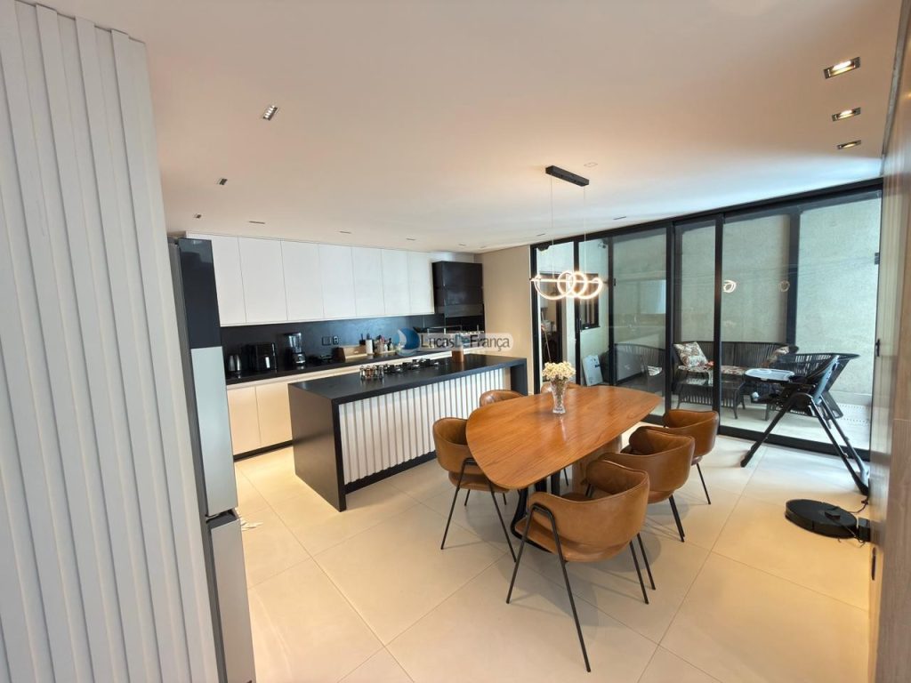 Linda casa de alto padrão (8)