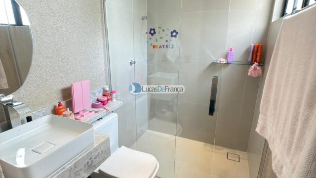 Linda casa de alto padrão