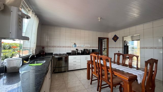 Prédio de 3 pavimentos no Setor Tradicional Sul