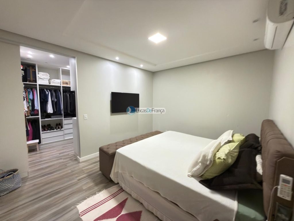 RESIDÊNCIA DE ALTO PADRÃO – SETOR TRADICIONAL (13)