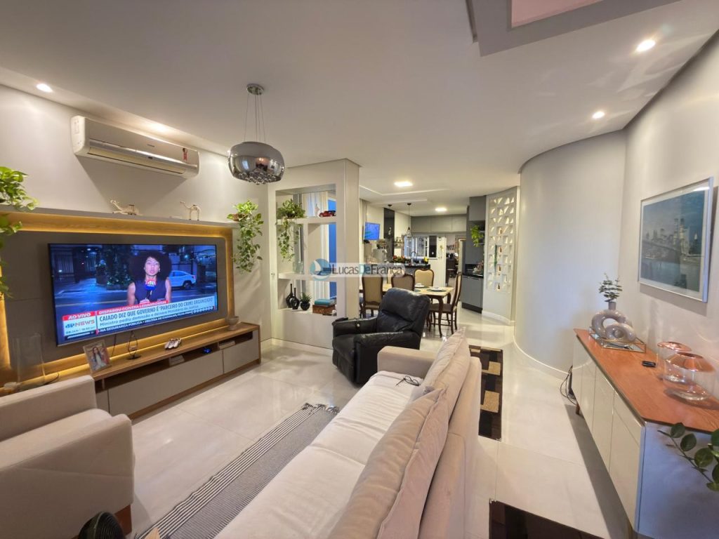 RESIDÊNCIA DE ALTO PADRÃO – SETOR TRADICIONAL (6)