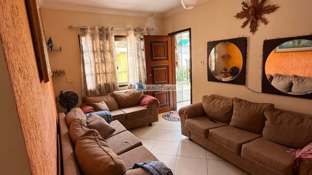 Duas casas no mesmo lote – Rua Pará, Setor Tradicional – Planaltina-DF