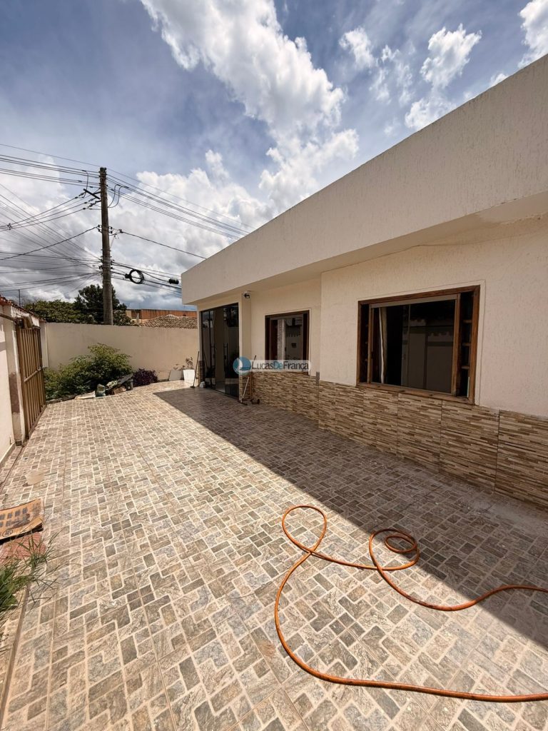 Duas casas no mesmo lote (19)