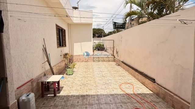 Duas casas no mesmo lote – Rua Pará, Setor Tradicional – Planaltina-DF