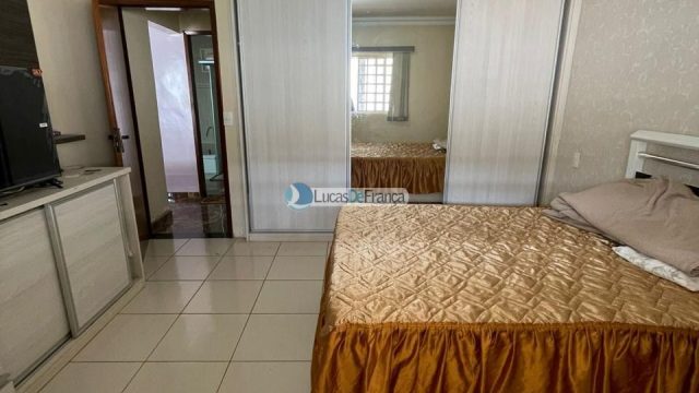 Casa à No Setor Tradicional Rua Benjamin Constant