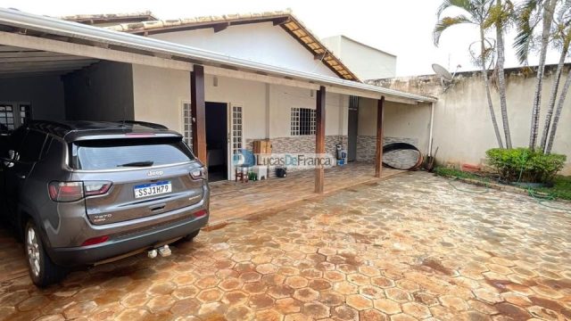 Casa à No Setor Tradicional Rua Benjamin Constant