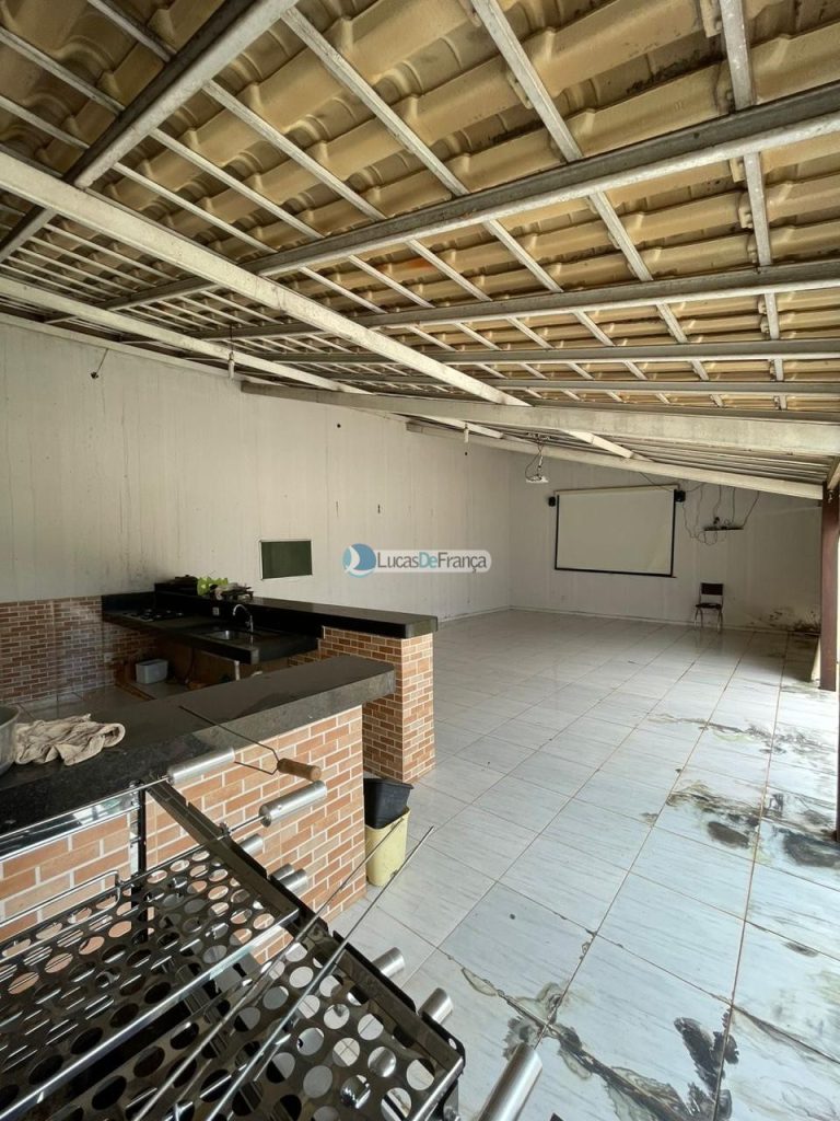 Casa à No Setor Tradicional Rua Benjamin Constant (28)