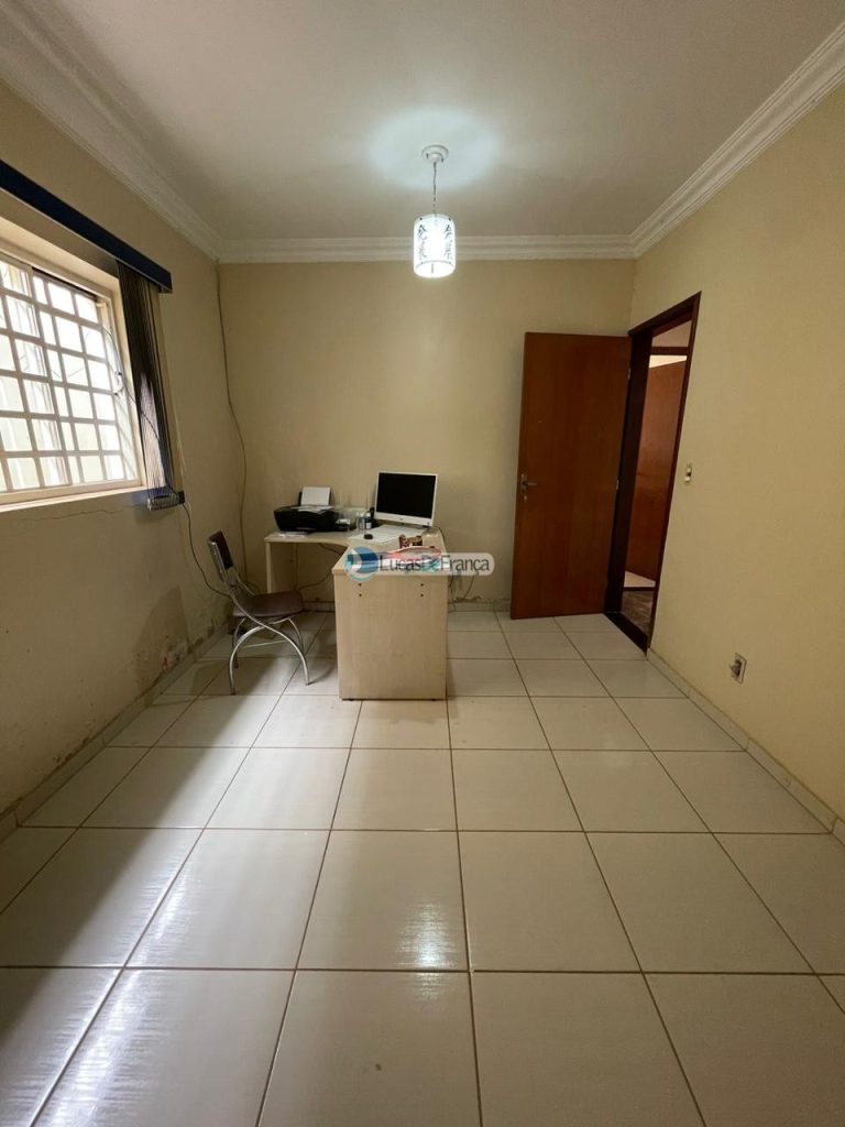 Casa à No Setor Tradicional Rua Benjamin Constant (8)