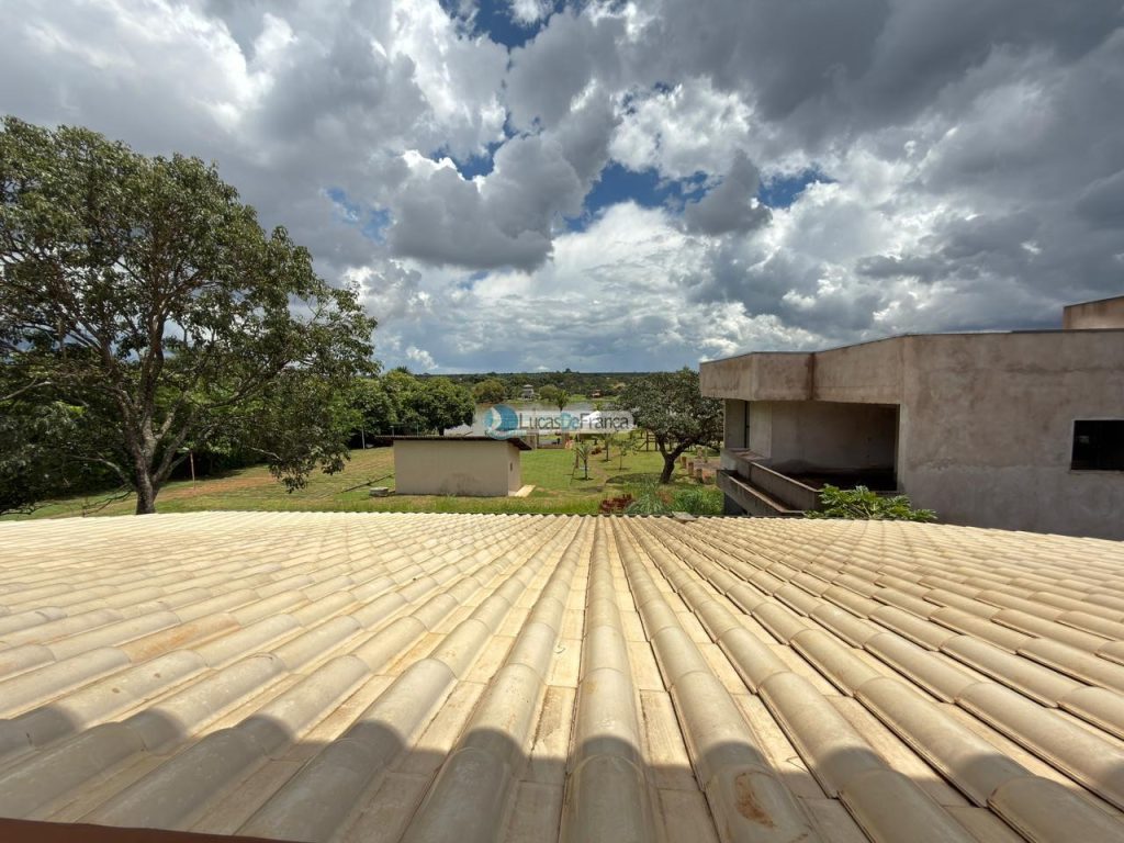 Casa de Alto Padrão à Beira da Lagoa – Planaltina de Goiás (14)