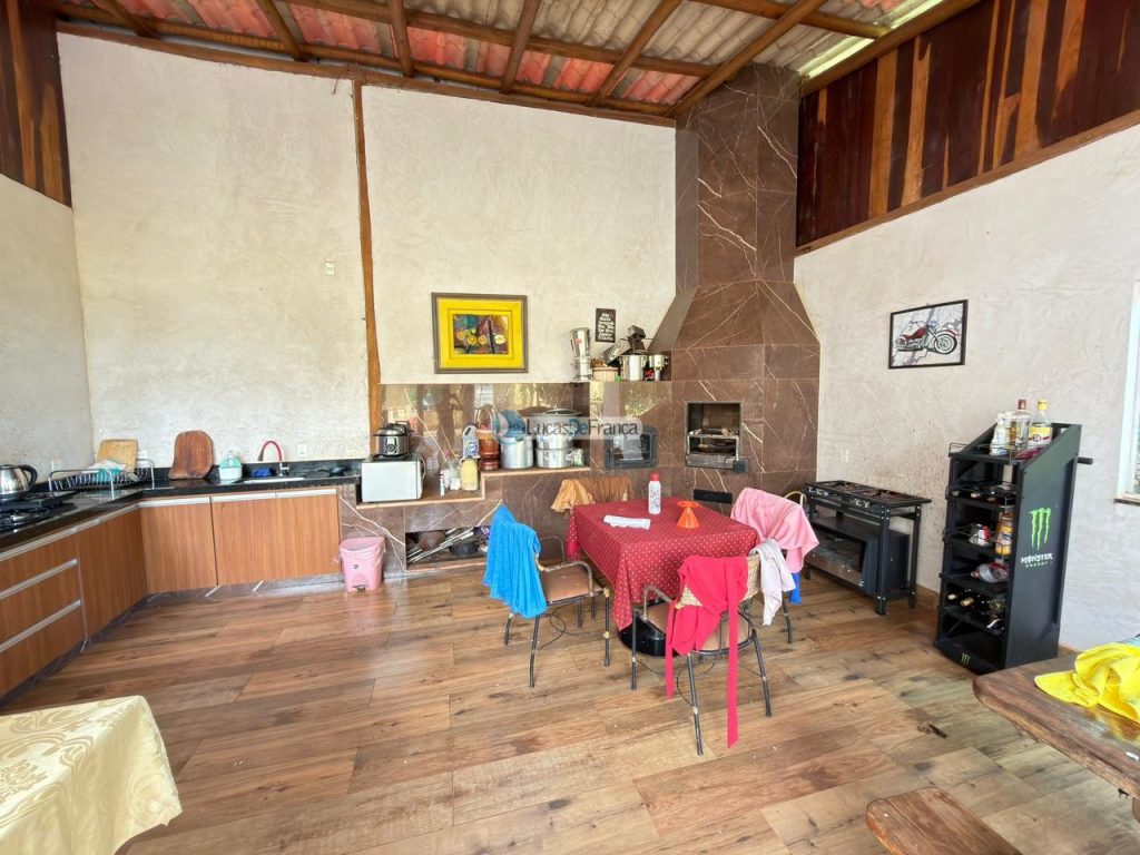 Casa de Alto Padrão à Beira da Lagoa – Planaltina de Goiás (16)