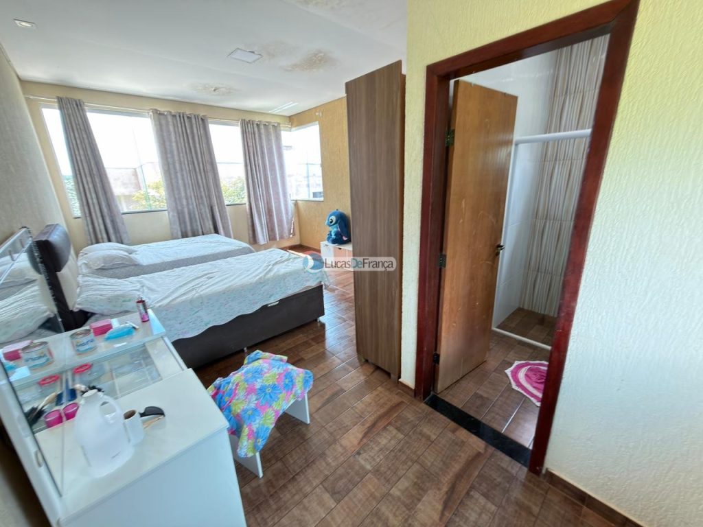 Casa de Alto Padrão à Beira da Lagoa – Planaltina de Goiás (19)