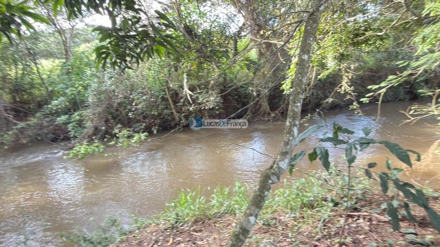 CHÁCARA NO AGROVALE VALE DO AMANHECER