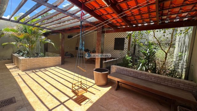 Imóvel moderno na quadra 21 do Setor Tradicional