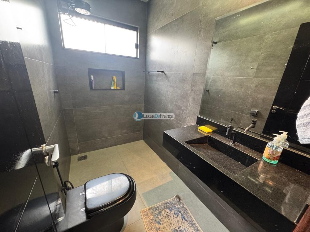 imóvel moderno na quadra 21 do Setor Tradicional (18)