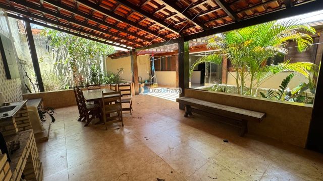 Imóvel moderno na quadra 21 do Setor Tradicional