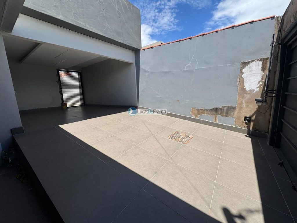 imóvel moderno na quadra 21 do Setor Tradicional (34)