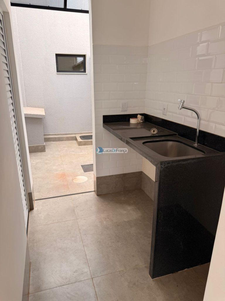 Residência exclusiva de alto padrão no Jardim das Palmeiras (13)