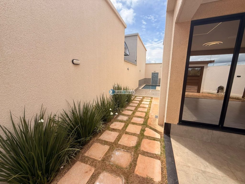 Residência exclusiva de alto padrão no Jardim das Palmeiras – Planaltina-GO (11)