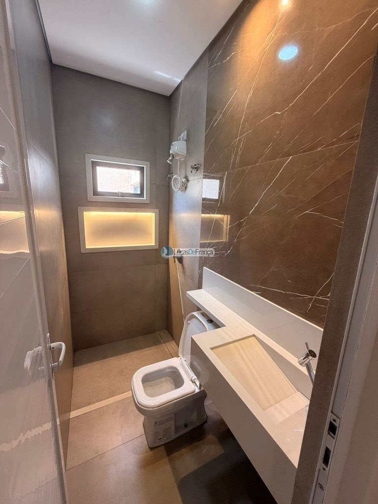 Residência exclusiva de alto padrão no Jardim das Palmeiras – Planaltina-GO (18)