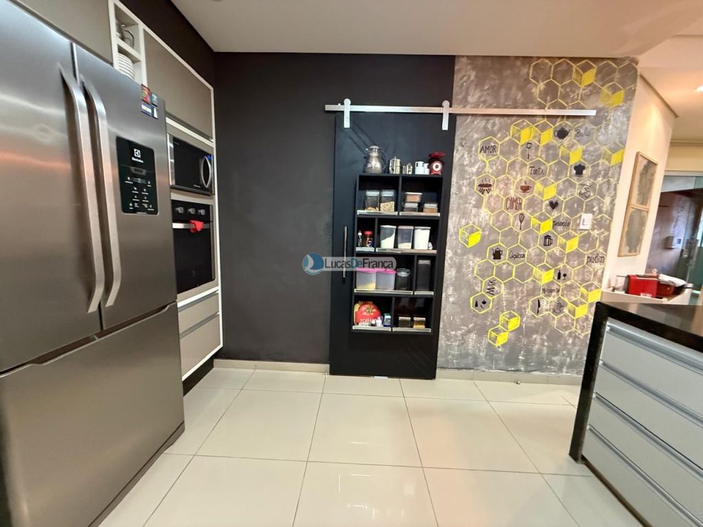 CASA MODERNA JARDIM RORIZ (3)