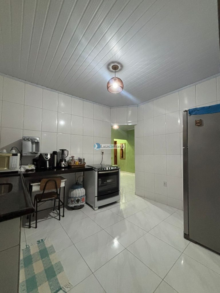 Casa na Vila Militar em Frente à Av. Independência (2)