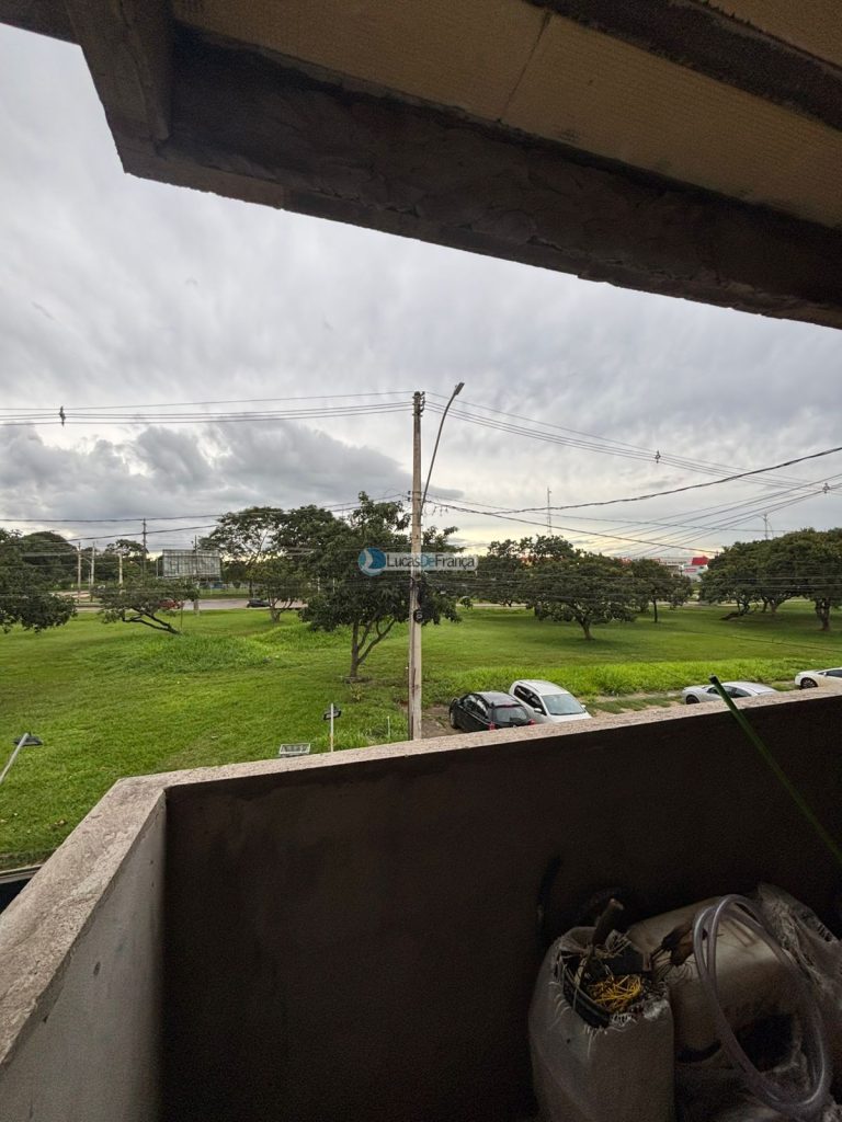 Casa na Vila Militar em Frente à Av. Independência (3)