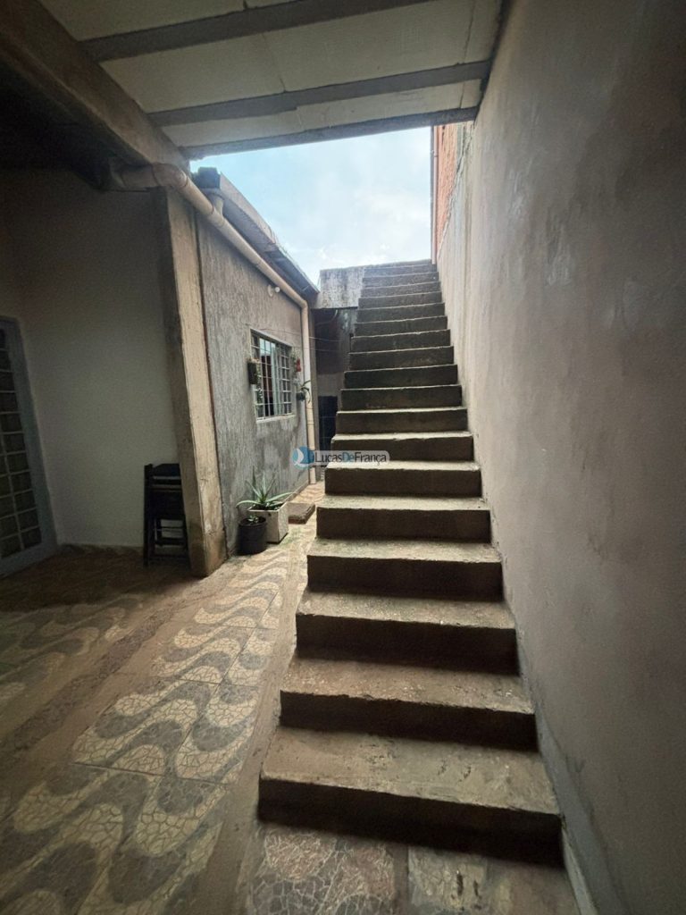 Casa na Vila Militar em Frente à Av. Independência (4)