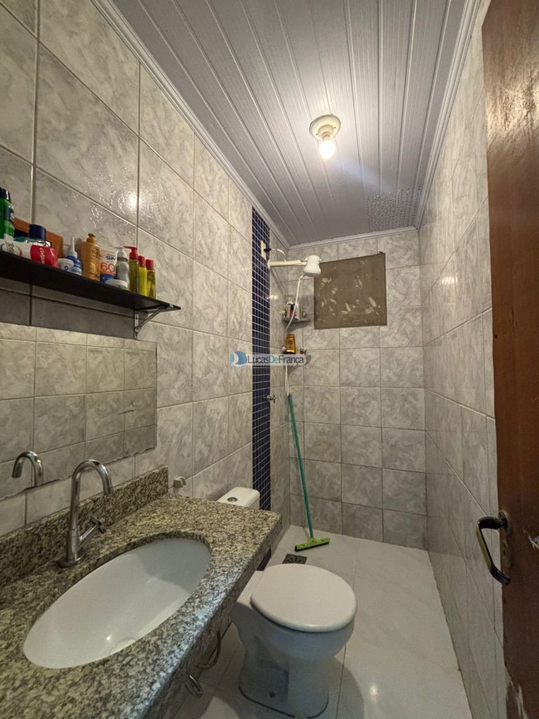 Casa na Vila Militar em Frente à Av. Independência (5)