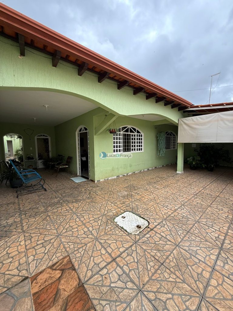 Casa na Vila Vicentina (1)