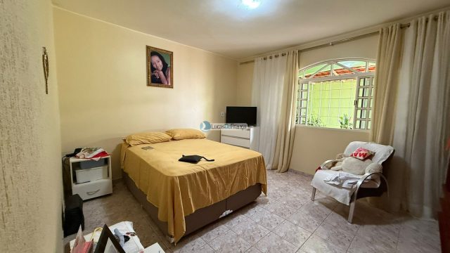 Casa na Vila Vicentina. Próximo ao antigo DETRAN