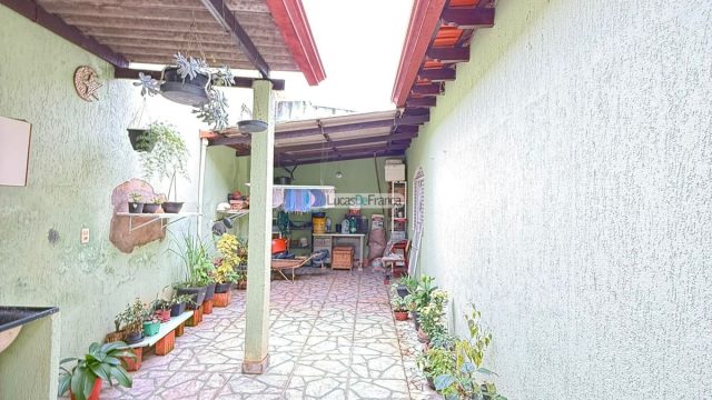 Casa na Vila Vicentina. Próximo ao antigo DETRAN