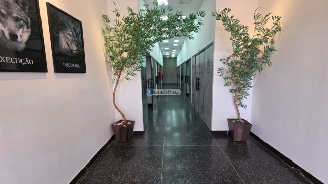 Edifício comercial no Arapoangas