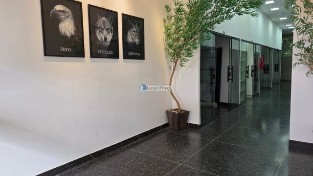 Edifício comercial no Arapoangas