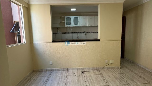 Apartamento reformado na Quadra 5 da Vila Buritis