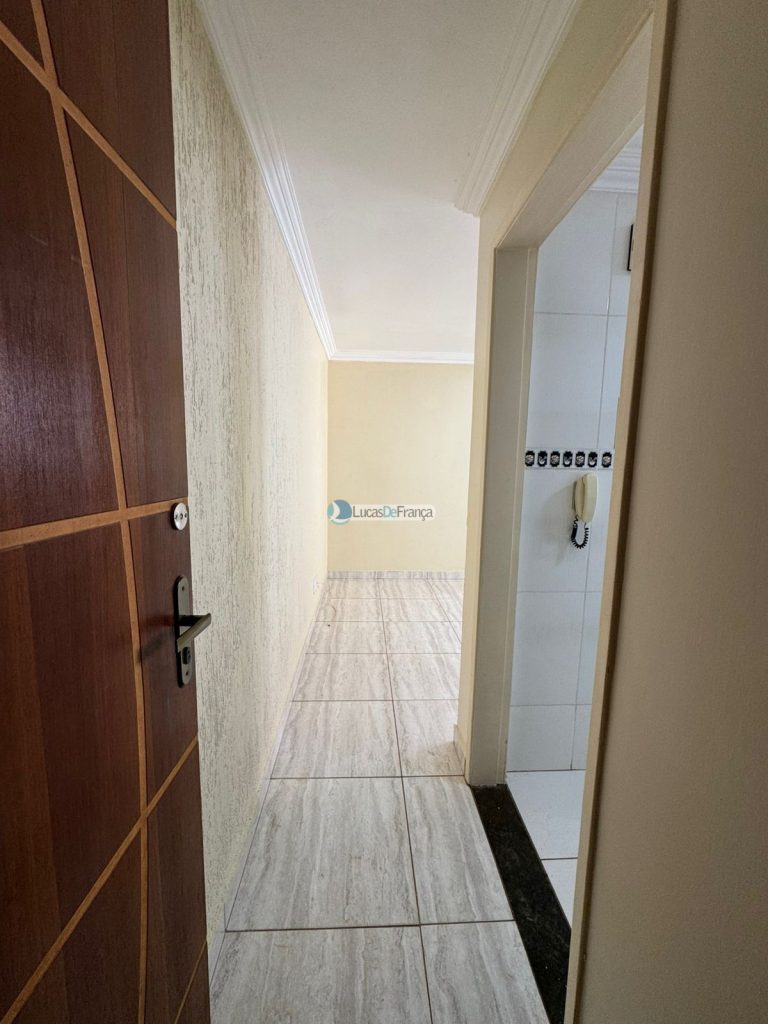 Apartamento reformado na Quadra 5 da Vila Buritis (2)