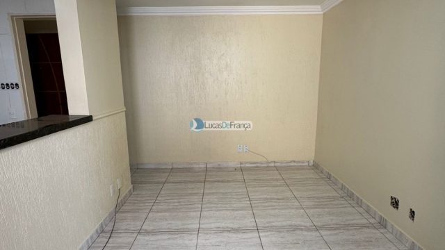 Apartamento reformado na Quadra 5 da Vila Buritis
