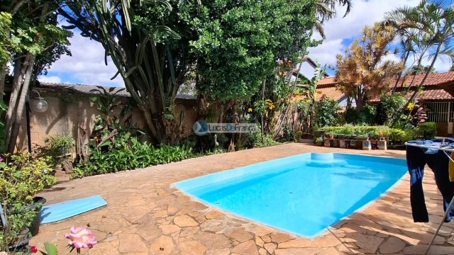 Casa 3 Quartos sendo 1 suite, toda na laje, com piscina no Módulo 5 – Nova Colina – Sobradinho-DF