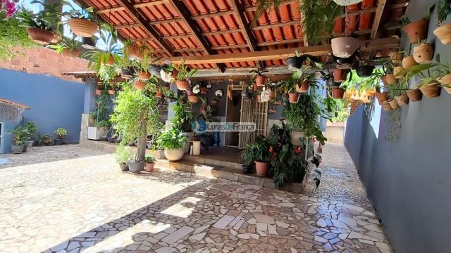 Casa 3 Quartos sendo 1 suite, toda na laje, com piscina no Módulo 5 – Nova Colina – Sobradinho-DF