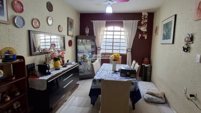 Casa 3 Quartos sendo 1 suite, toda na laje, com piscina no Módulo 5 – Nova Colina – Sobradinho-DF