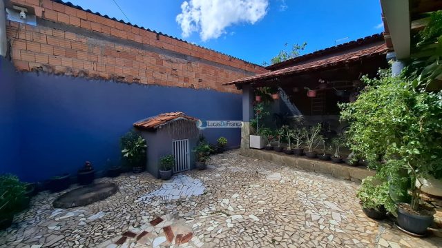 Casa 3 Quartos sendo 1 suite, toda na laje, com piscina no Módulo 5 – Nova Colina – Sobradinho-DF