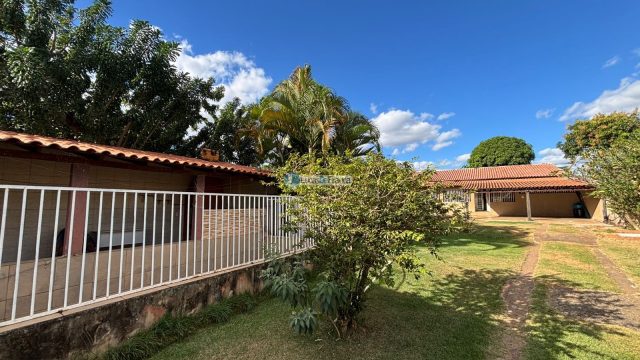 Casa no Arapoanga próximo ao posto de saúde 5