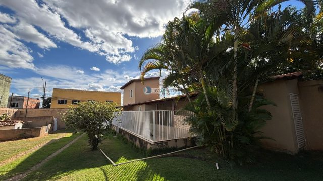 Casa no Arapoanga próximo ao posto de saúde 5