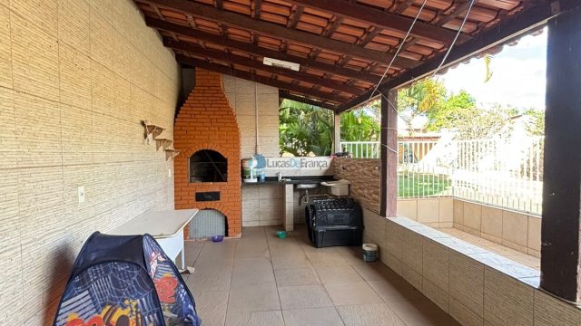Casa no Arapoanga próximo ao posto de saúde 5