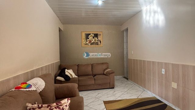 Casa no Arapoanga próximo ao posto de saúde 5